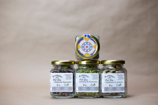 Pistacchio sgusciato, in guscio, farina, granella